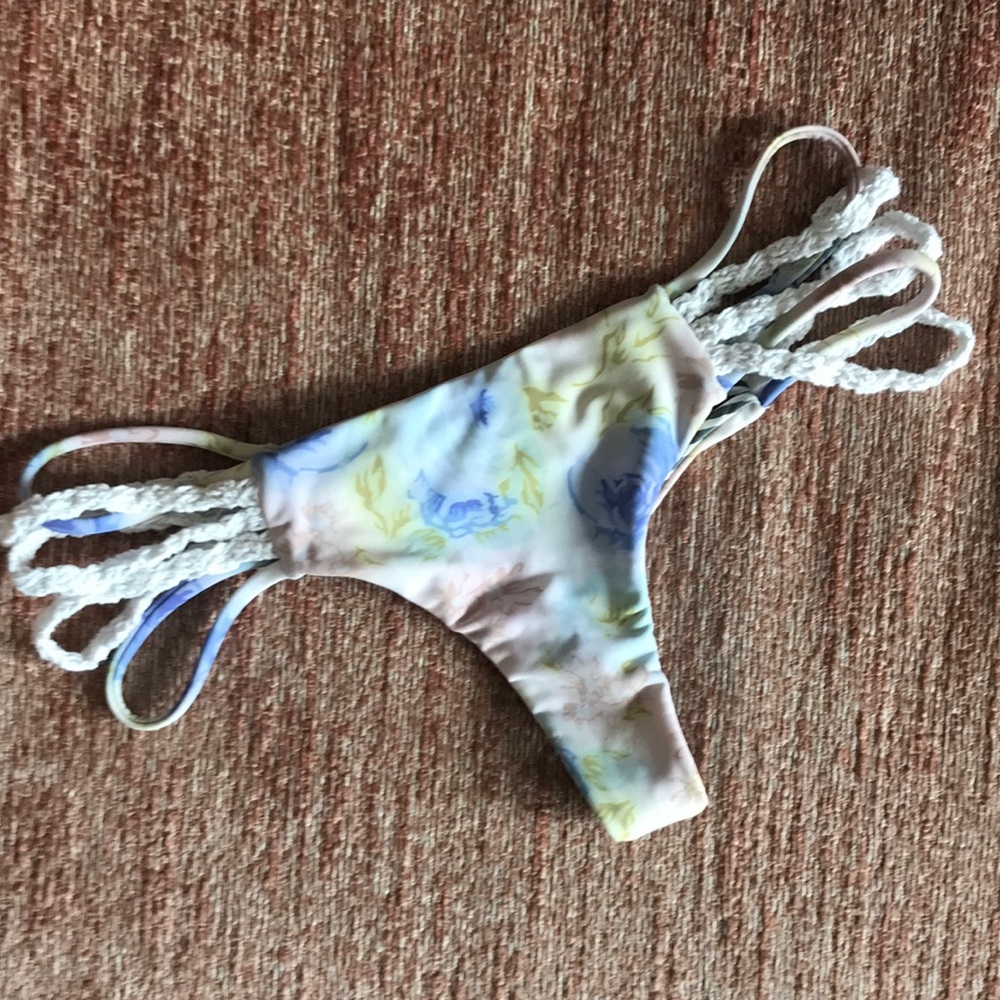 ROVE SWIM FLORAL BOTTOM